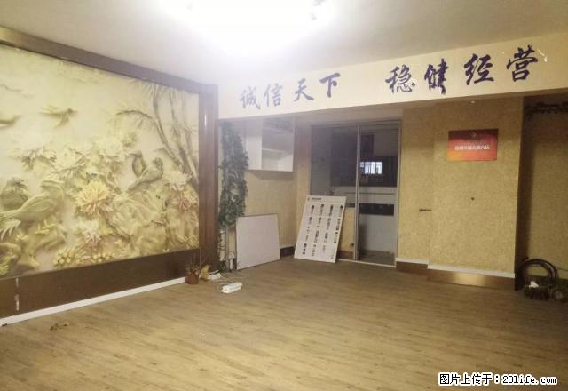 160办公装修 格局方正 停车方便 玻璃双开门 进出方便 - 房屋出租 - 房屋租售 - 福州分类信息 - 福州28生活网 fz.28life.net