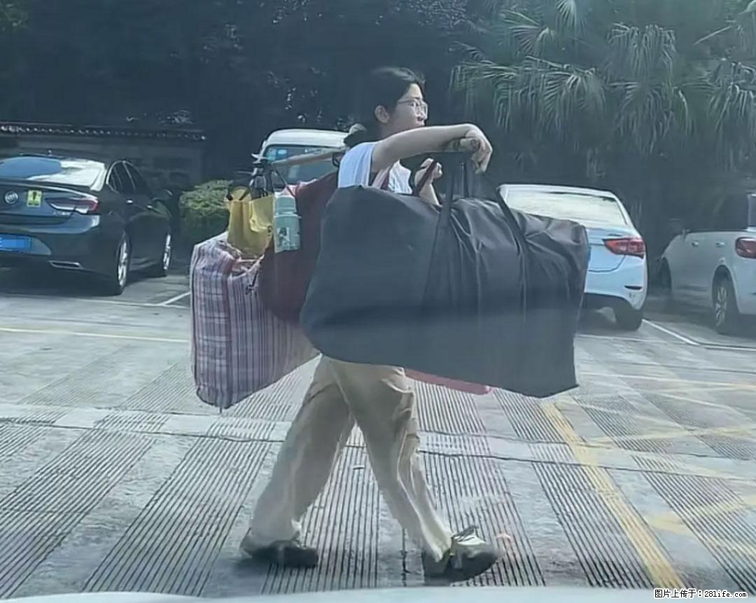 全网追的“扁担女孩”，找了一份暑假工，时薪12元 - 福州生活资讯 - 福州28生活网 fz.28life.net
